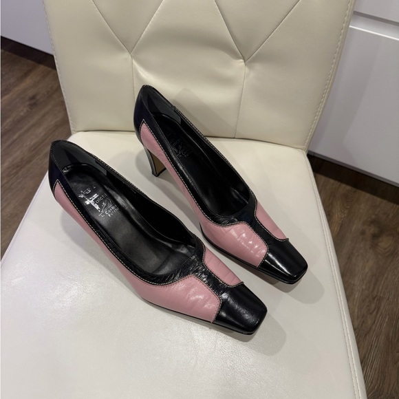 Elegant Women's Heels Leather - Picture 4 of 7